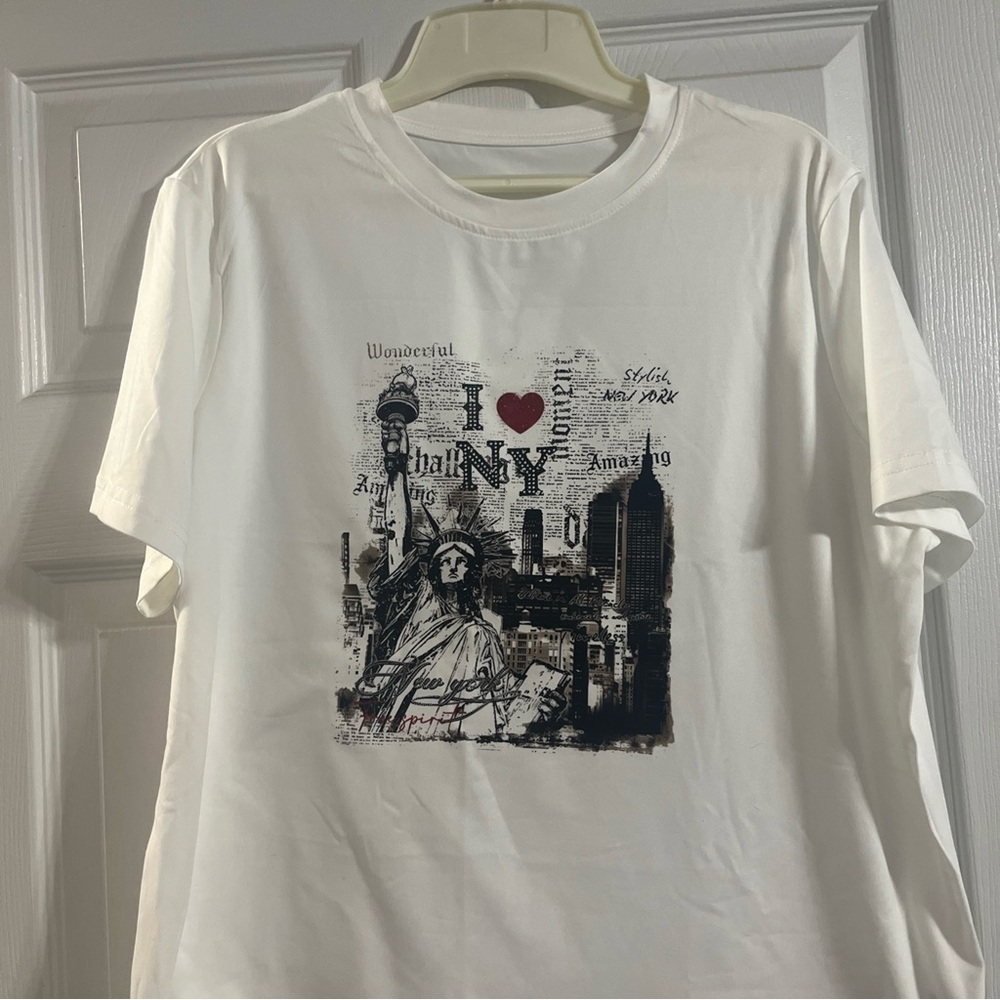 I Love NY' Graphic Tee ladies large